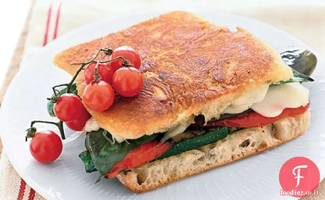Panini alla griglia di verdure e Mozzarella