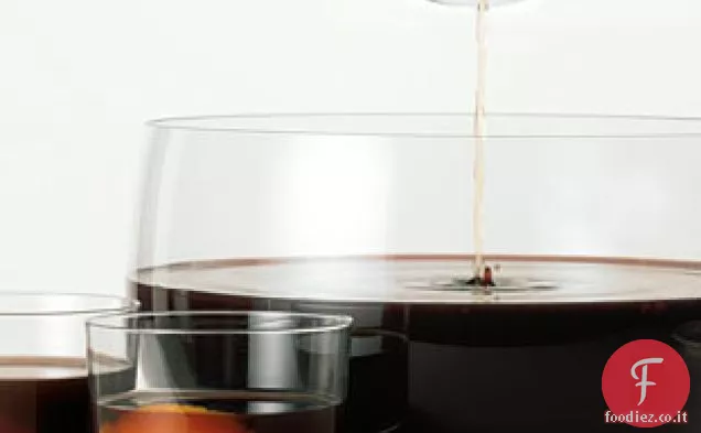 Pugno di brandy fiammeggiante