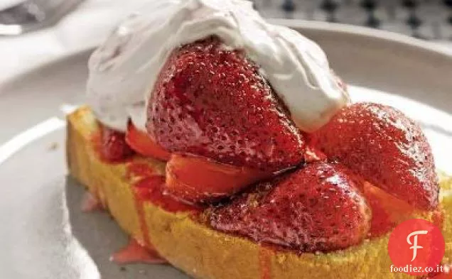 Torta alla fragola doppia