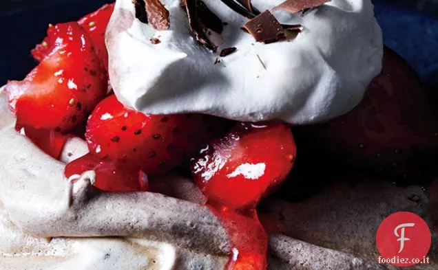 Meringhe al cioccolato e Fragole