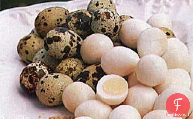 Uova di quaglia con sale di sesamo tostato