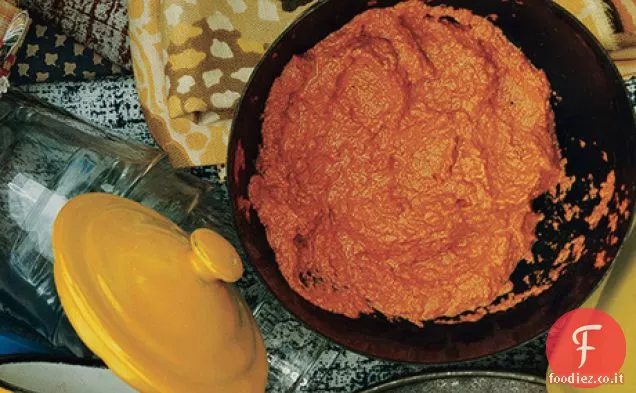 Pepe rosso arrosto e diffusione di noci