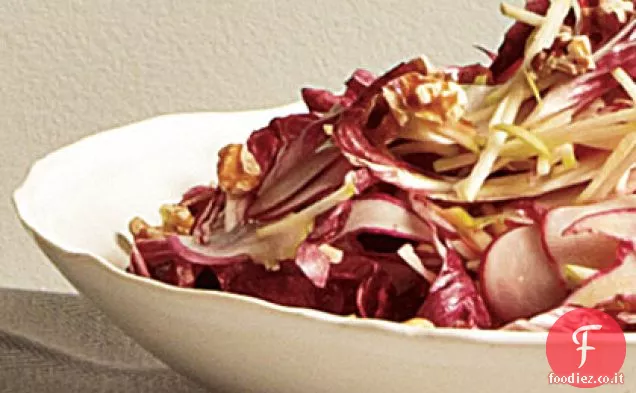 Granny Smith, Ravanello e Radicchio Insalata con Vinaigrette Arancio-Noce