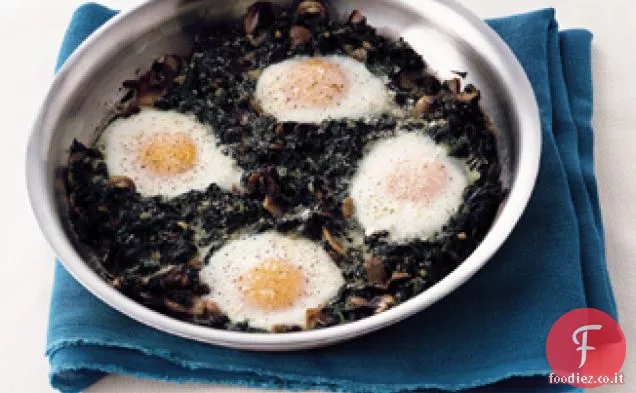 Uova al forno con spinaci e funghi