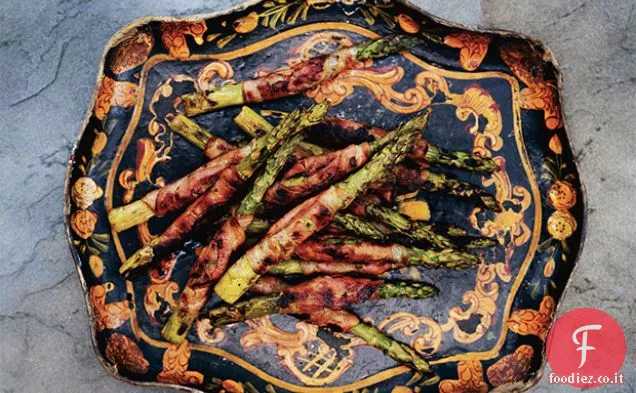 Asparagi alla griglia avvolti in pancetta