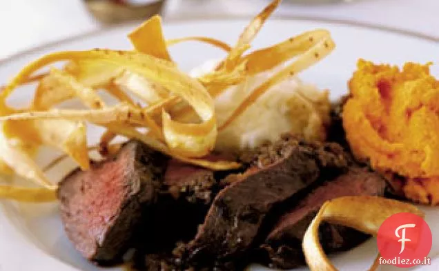 Filetto di cervo con salsa di pepe verde di Madeira