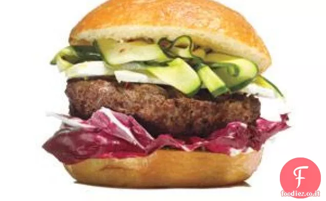 Hamburger con Ricotta Salata e Zucchine Sottaceto