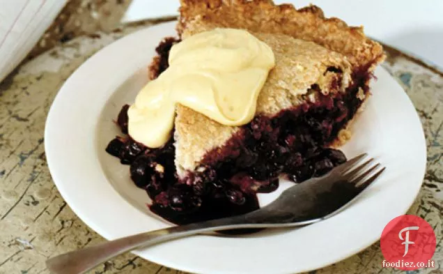 Torta di mirtilli con crosta di farina di mais e crema di limone