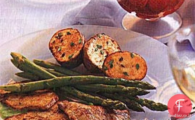 Scaloppine di vitello con Coulis di piselli primaverili e asparagi
