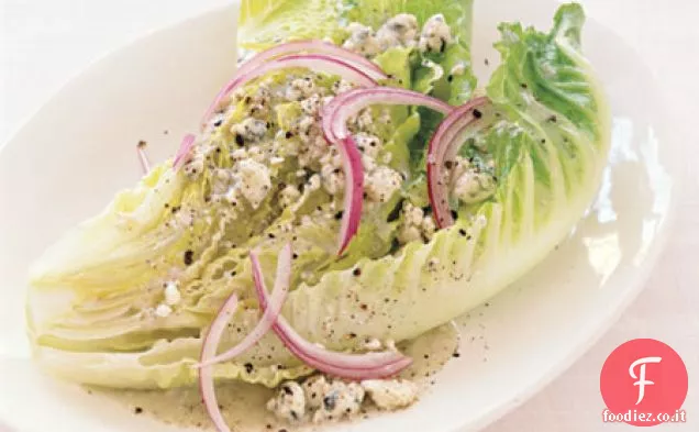Cunei di Romaine con Vinaigrette di formaggio blu piccante