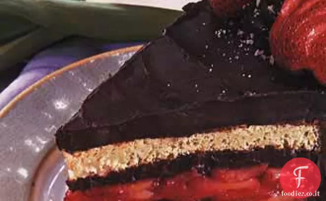 Torta di Nocciole, Cioccolato e Fragole