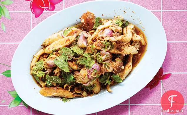Het Paa Naam Tok (insalata di funghi della foresta in stile Isaan)