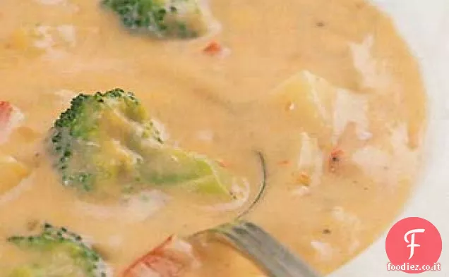 Broccoli, peperoncino e zuppa di cheddar