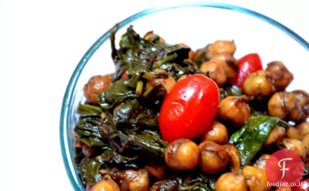 Spinaci di ceci al curry con pomodori dolci
