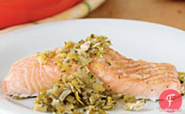 Filetti di salmone con porri alle erbe