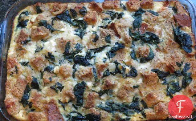 Spinaci e strati di feta