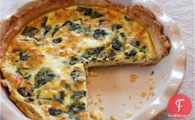 Quiche di verdure con spinaci, cipolle e pinoli