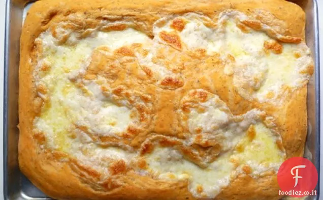 Cottura del pane: Focaccia morbida e di formaggio