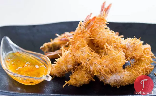 Gamberetti al cocco con salsa all'arancia piccante
