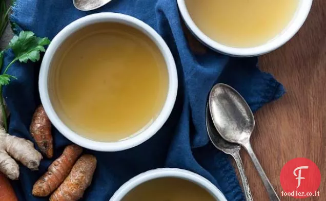 Brodo vegetale ristoratore / Una zuppa nutriente e purificante