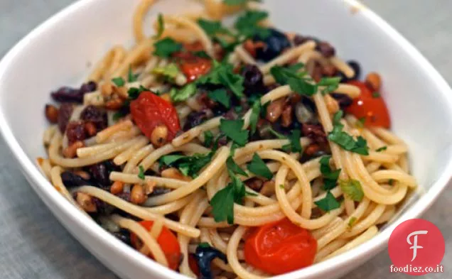 Cena stasera:' Secchio spazzatura ' Pasta