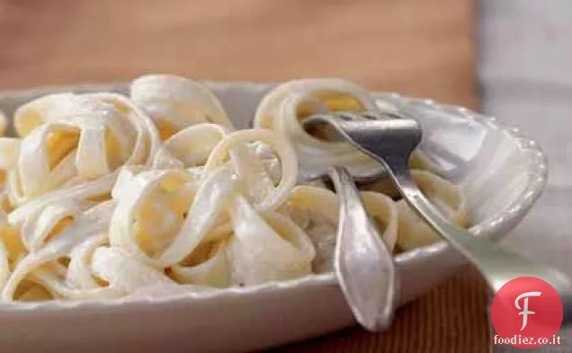 Salsa Alfredo (con fettuccine)