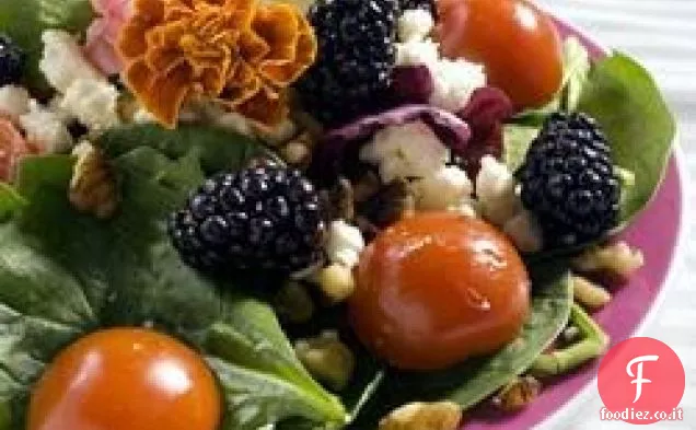 Insalata di spinaci di more