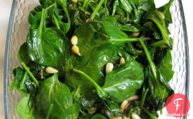 Spinaci con Pinoli tostati