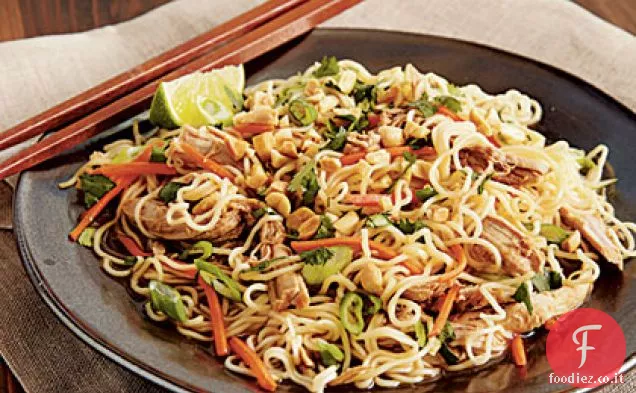 Filetto di maiale cinese con spaghetti all'aglio