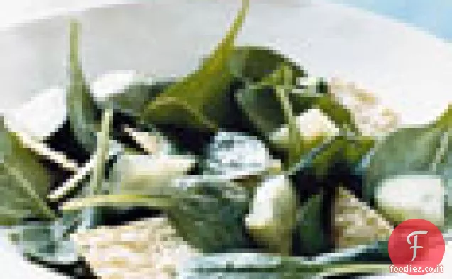 Insalata di spinaci con salsa di tamarindo e crostini di Pappadam