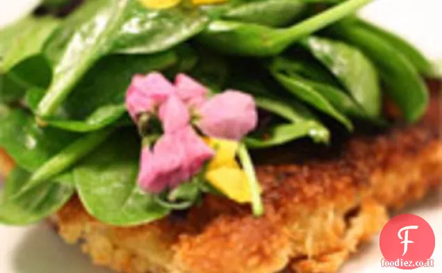 Francese in un lampo: Paillard di maiale di Digione con spinaci e insalata di fiori