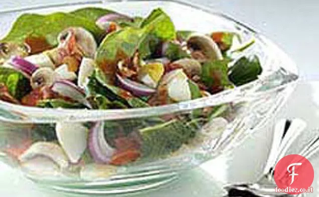 Insalata classica di spinaci con pancetta