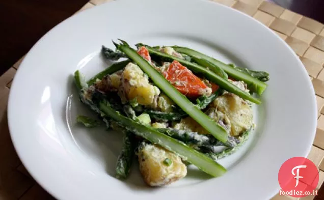 Cena stasera: insalata di patate e asparagi con salsa di senape