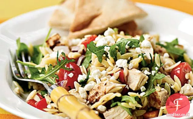 Insalata di pollo-Orzo con formaggio di capra