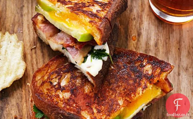 Tomatillo Formaggio grigliato e panini al Bacon