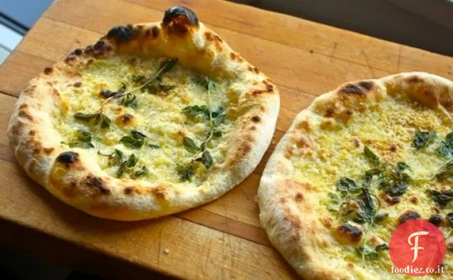 Pizza alla Fontina, Parmigiano e Origano fermentati a freddo