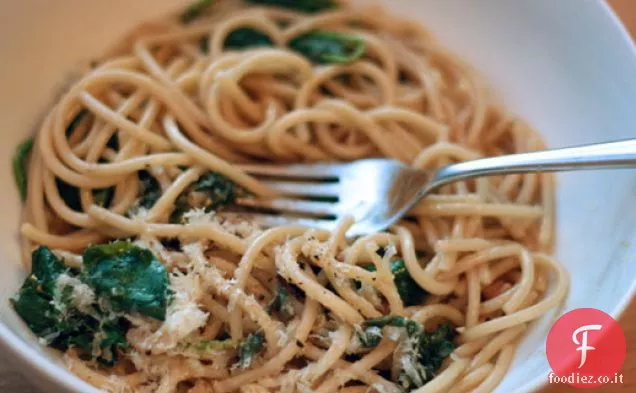 Cena Stasera: Pasta con Burro Marrone, Capperi, Noci e Spinaci