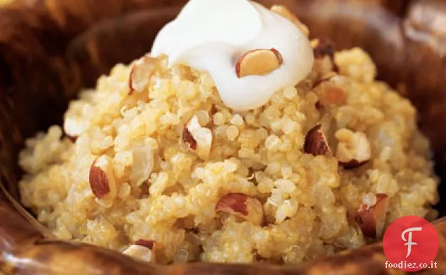 Risotto alla Quinoa e Cipolla con Crème Fraîche e Nocciole