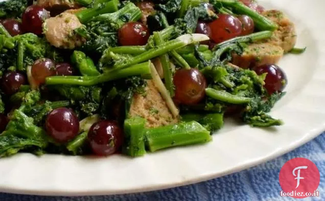 Sano e delizioso: broccoli Rabe, salsiccia di tacchino e uva