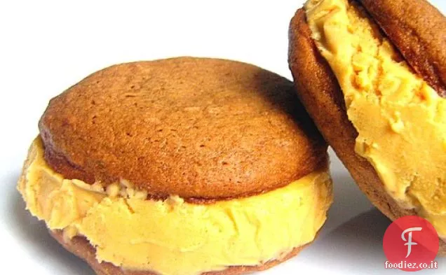 Vacanza trattare: Patate dolci e pan di zenzero gelato panini