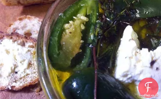 Formaggio Feta marinato con Jalapeños