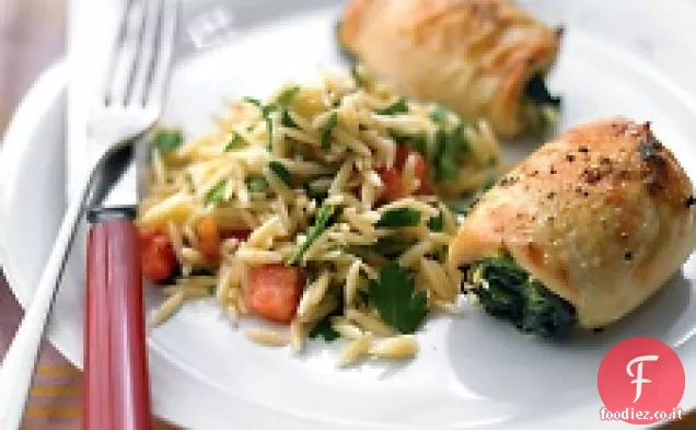Pollo con spinaci e brie con Pomodoro Orzo