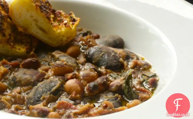 Avanzi di vacanza: prosciutto, fagioli e stufato di cavolo