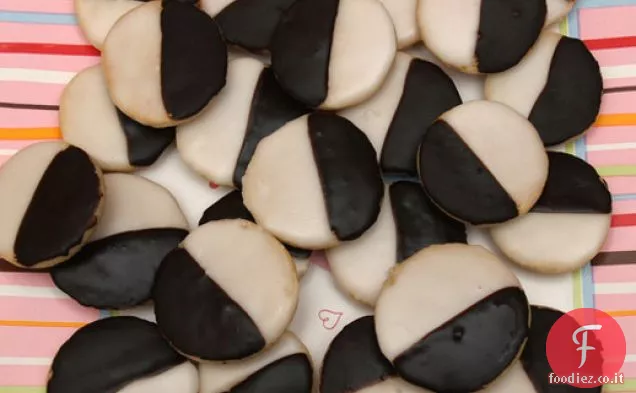 Cuocere il libro: biscotti in bianco e nero