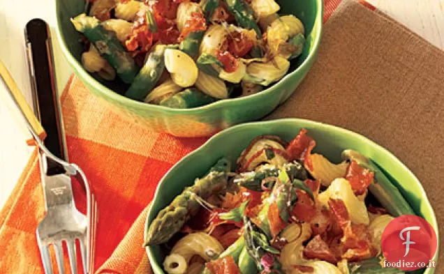Insalata di pasta al pepe nero con Prosciutto, Asparagi e Romano