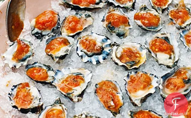 Ostriche a mezza conchiglia con Salsa da giardino alla griglia