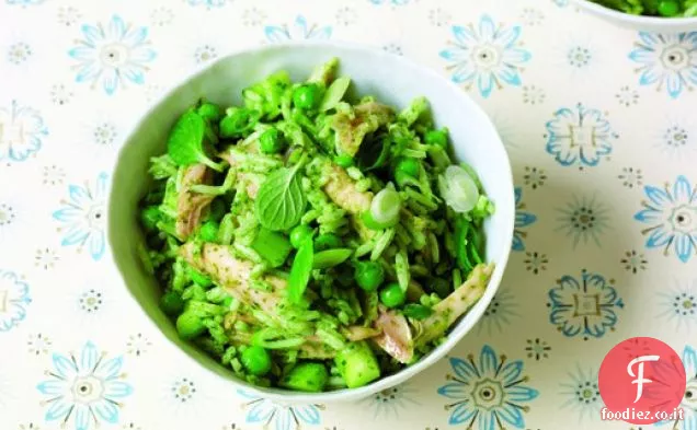 Cuocere il libro: insalata di pollo e riso con pesto di menta e piselli
