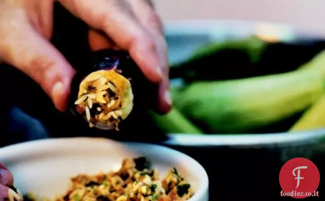 Cuocere il libro: melanzane e zucchine ripiene in salsa di melograno