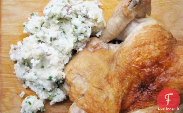 Cena della domenica: pollo in mattoni con patate frantumate