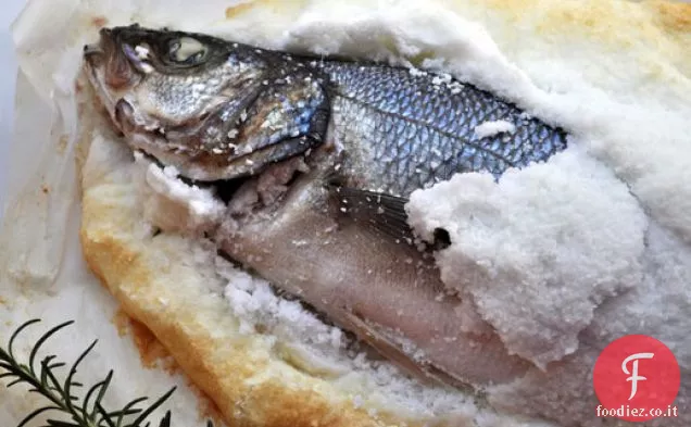 Branzino in crosta di sale